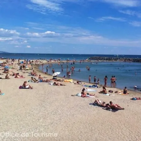 דירה 4 Pers Le Mole Reservation Du Samedi Au Samedi En Haute Saison אגדה