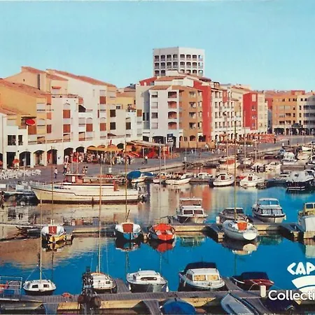 דירה 4 Pers Le Mole Reservation Du Samedi Au Samedi En Haute Saison