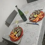 Appartement 4 Pers Le Mole Reservation Du Samedi Au Samedi En Haute Saison *