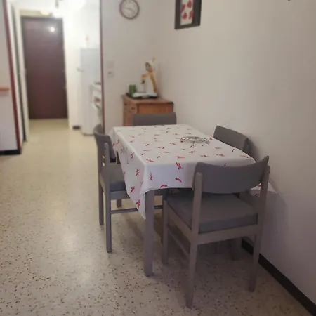 4 Pers Le Môle Réservation Du Samedi Au Samedi En Haute Saison Appartamento *